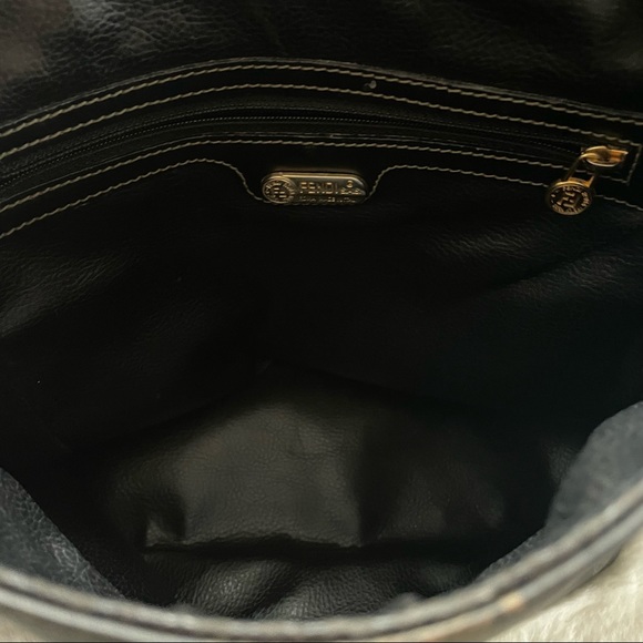Vintage Fendi crossbody bag - Picture 11 of 15